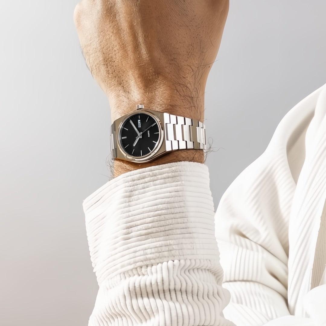 Blaze Watch - North Row