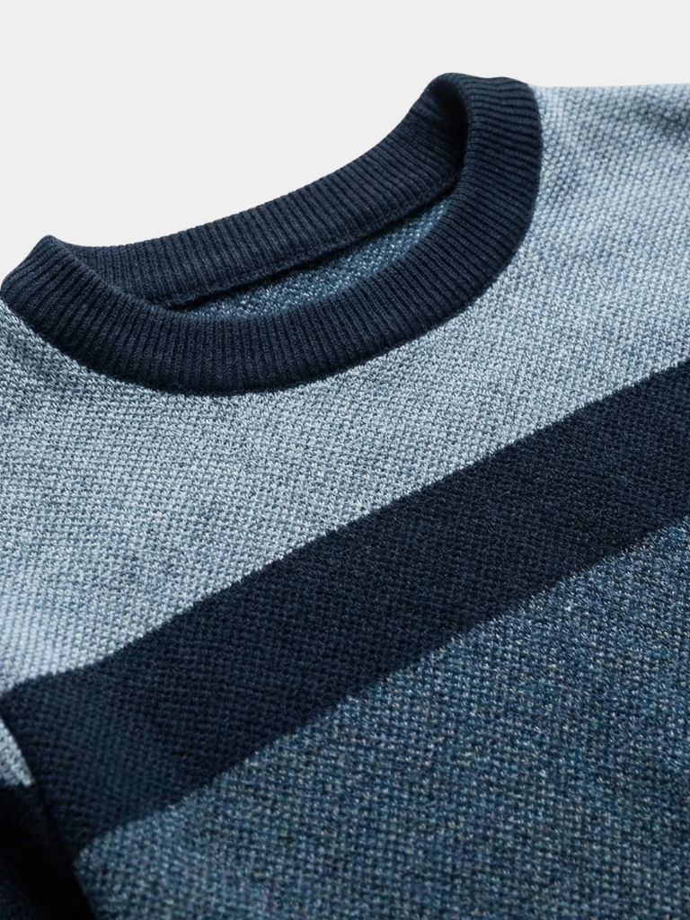 Linear Fusion Pullover - North Row