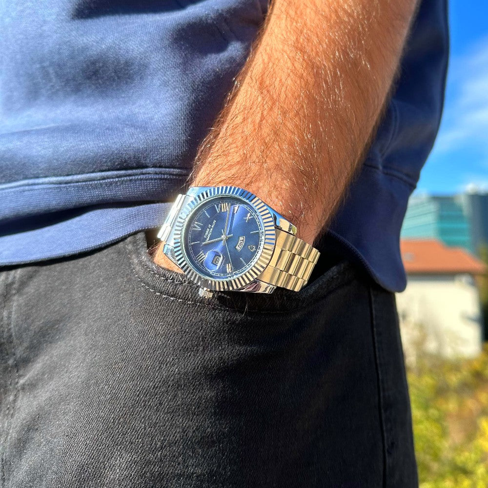 Apex Watch - North Row