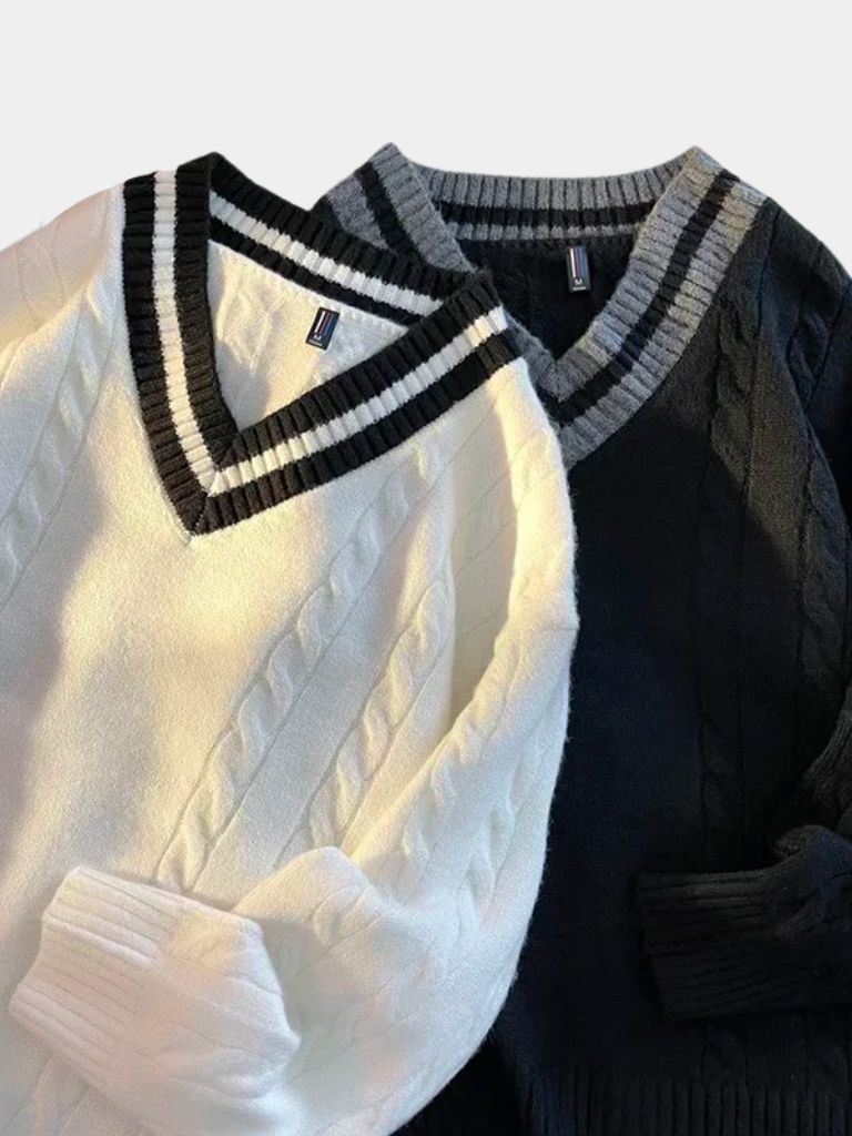 Minimalist V-Neck Sweater - North Row